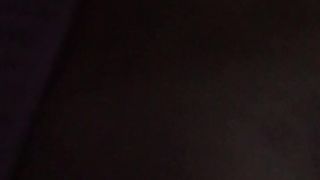 Le massaggio il culo prima di scoparla