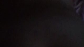 Le massaggio il culo prima di scoparla