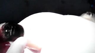 Scene di vita trav...