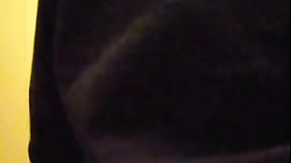 Alla trav piace immaginarsi col ciclo e andare cambiarsi il tampax nel bagno del bar...