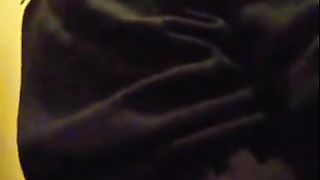 Alla trav piace immaginarsi col ciclo e andare cambiarsi il tampax nel bagno del bar...