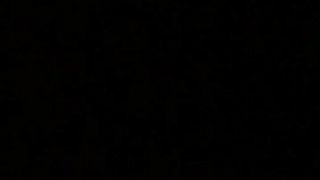 Teen bionda sul divano