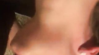 Bocchino fatto a testa in giù