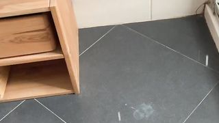 Pensando e guardando i video di mia moglie!