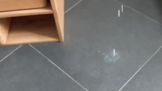 Pensando e guardando i video di mia moglie!