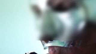 Pompino a dildo in quarantena