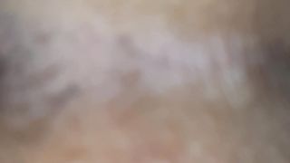 ME LA FOTTO E LE INFILO UN PLUG NEL CULO