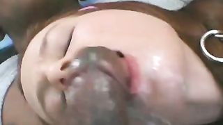 La regina del sesso orale interrazziale