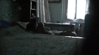 Quarantenne scopata sul lettone dei miei