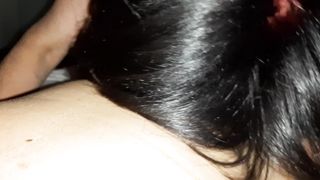 Anteprima del video: TETTONA SUCCHIACAZZI