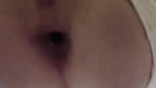 BRAVA PUTTANA, VEDI COME E' BEN APERTO IL CULO...