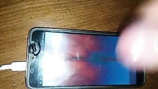 Amico mio,  sborra sulla mia ragazza!