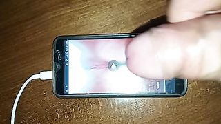 Amico mio,  sborra sulla mia ragazza!