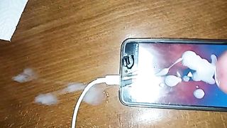 Amico mio,  sborra sulla mia ragazza!