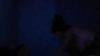 Troia scopata in stanza con luci disco