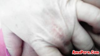 Mi masturbo nel parcheggio