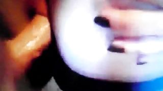 Culona inculata con sborratona finale