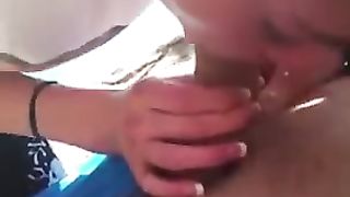 Sbocchina e scopa all'aperto