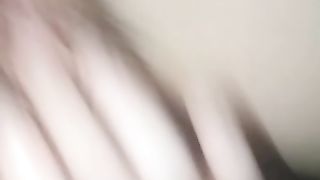 Tanti tributi a lei che si masturba!