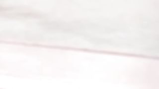 Ventenne col cazzo dentro