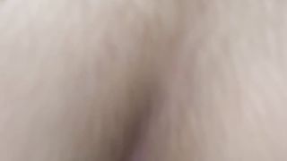 Ventenne col cazzo dentro