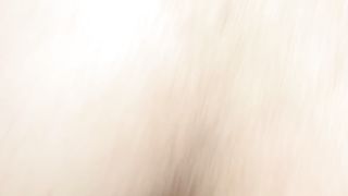 Ventenne col cazzo dentro