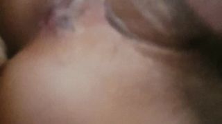 Come sbrodola la sua figa!