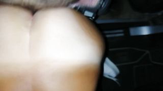 Mi scopo a pecora la mia troia matura in un parcheggio