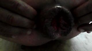 Espulsione di sborra dopo la scopata...