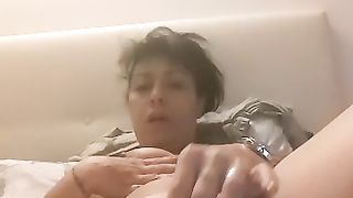 Amica si masturba x me