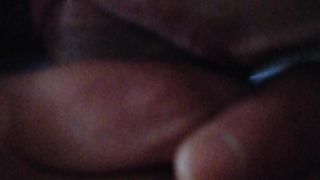 Schizzetta mi fa un bel pompino e io guardo il moto gp