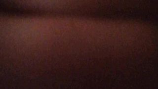 Schizzetta mi fa un bel pompino e io guardo il moto gp