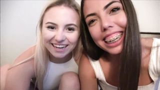 Studentesse Aria Banks & Rachel Rivers