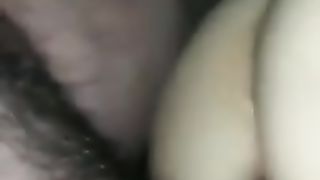 Senti come le piace prenderlo nel culo...!