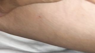 Massaggio post scopata alla figa di mia moglie