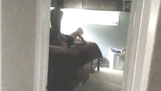 Soldatessa americana scopata duramente e filmata dal marito