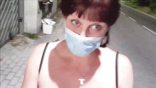 Anteprima del video: Lisa slave slut exposed on the street