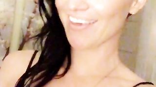 Eeeeeee ehi From America... :-*:-*:-*