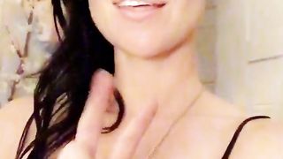 Eeeeeee ehi From America... :-*:-*:-*