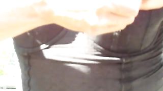 Il guardone mi ha scopata, ma non ha voluto farsi riprendere...