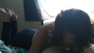 Sophie gli ingoia tutto il cazzo