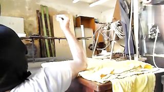 Mi accuccio bene sulla sua mano...