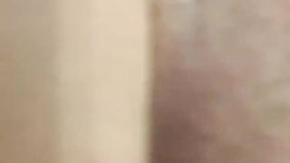 La fica cola e mi masturbo il culo