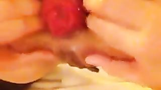 Fisting anal di un morbido culetto