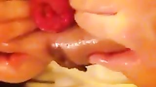 Fisting anal di un morbido culetto