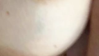 Sborratemi sulle tette...!