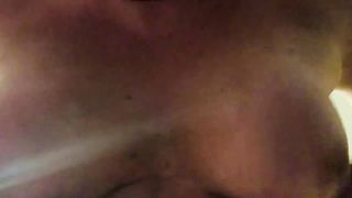 Massaggio alle tette