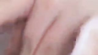 La Padovana si masturba