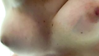 Come ballano le tette...