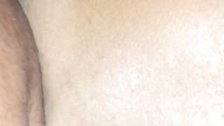 Porca vuole la sborra nel culo